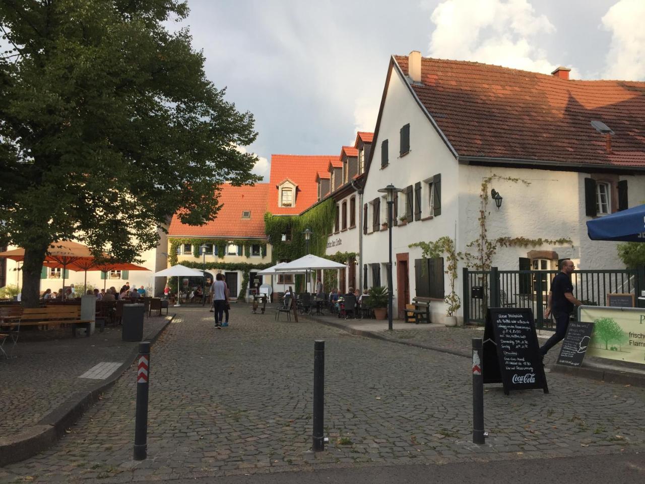 Saarlogis Ferienwohnungen Haus St. Arnual Saarbrücken Exterior foto